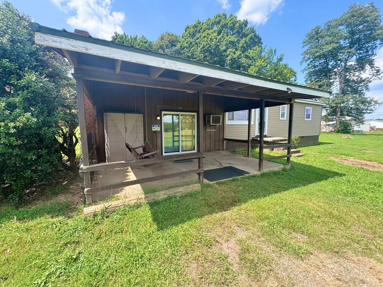 285 Branchwood Rd - Photo 2 of 25