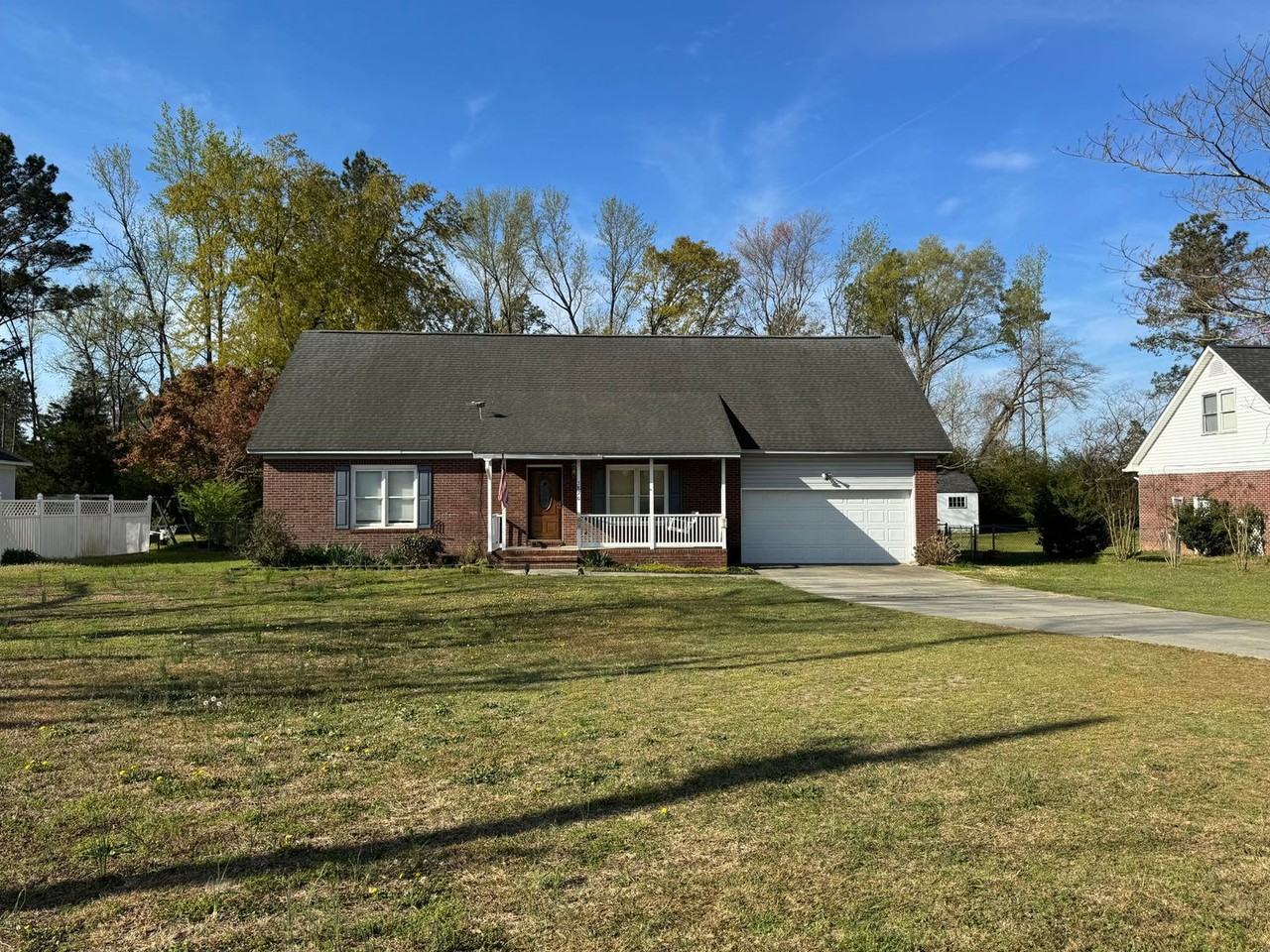 5870 Mcdonald Rd - Photo 2 of 41