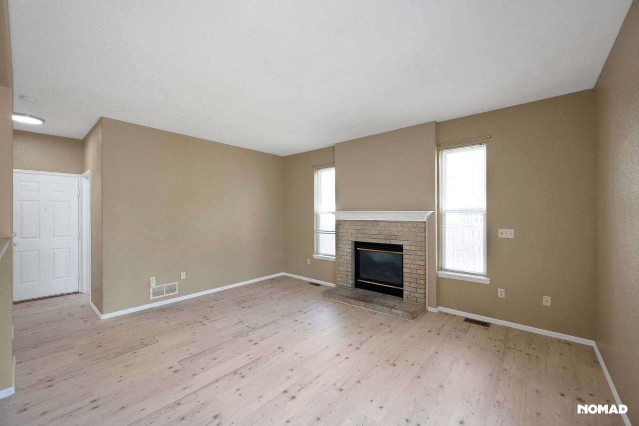2942 N Princess Cir - Photo 7 of 38