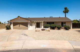 802 E Caribbean Ln - Photo 1 of 1