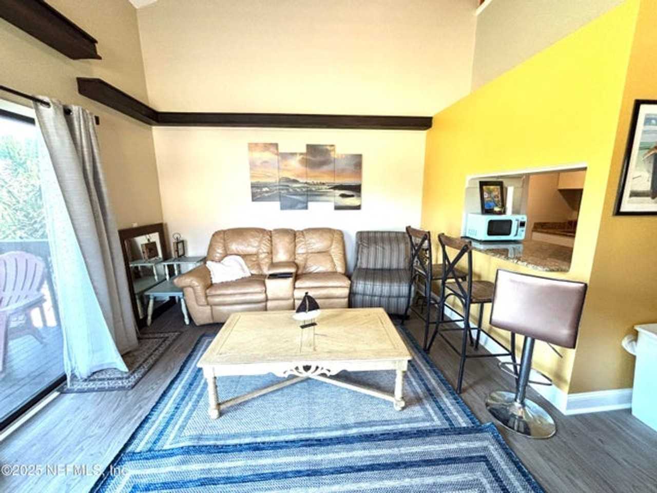 1255 Ponce Island Dr - Photo 2 of 26