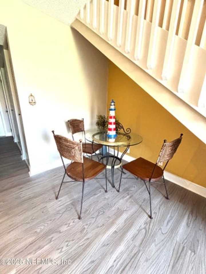 1255 Ponce Island Dr - Photo 3 of 26