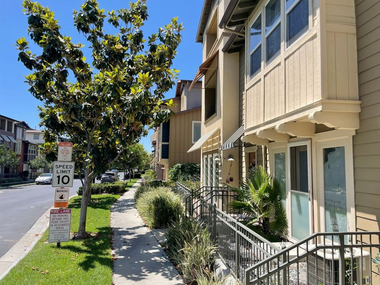 282 Tustin Field Dr - Photo 3 of 11