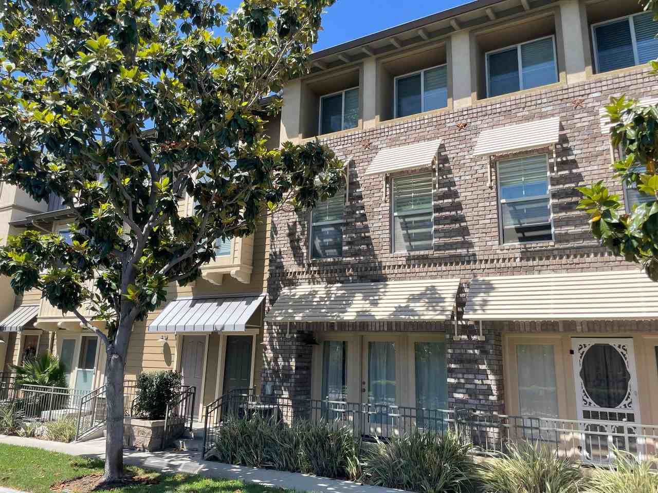 282 Tustin Field Dr - Photo 4 of 11