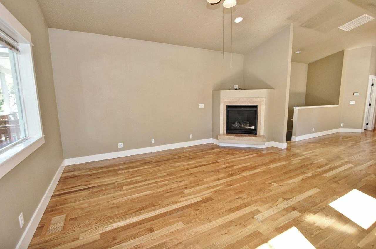 1904 S Kerr St - Photo 4 of 25