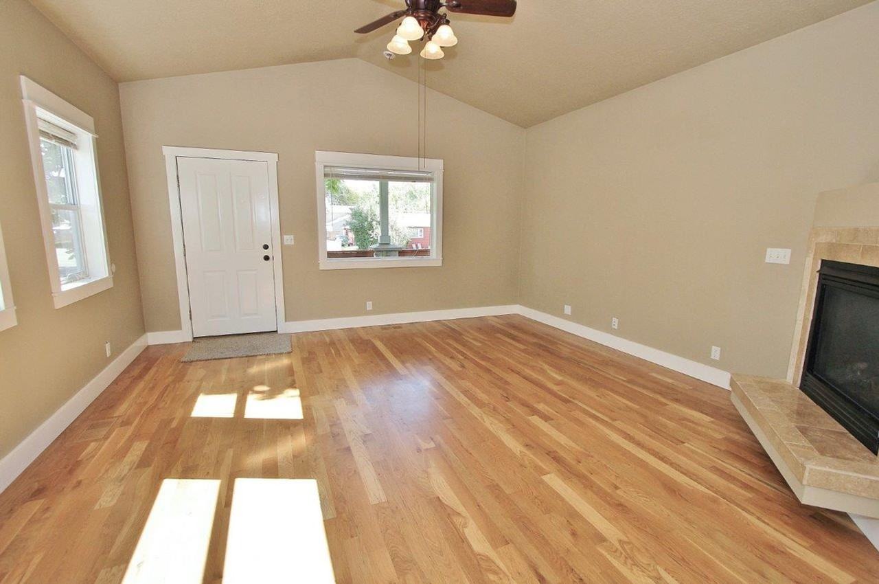 1904 S Kerr St - Photo 5 of 25