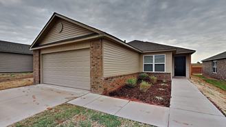 11744 Nw 99th Ter - Photo 1 of 1