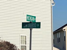 68 Michigan Dr - Photo 1 of 1