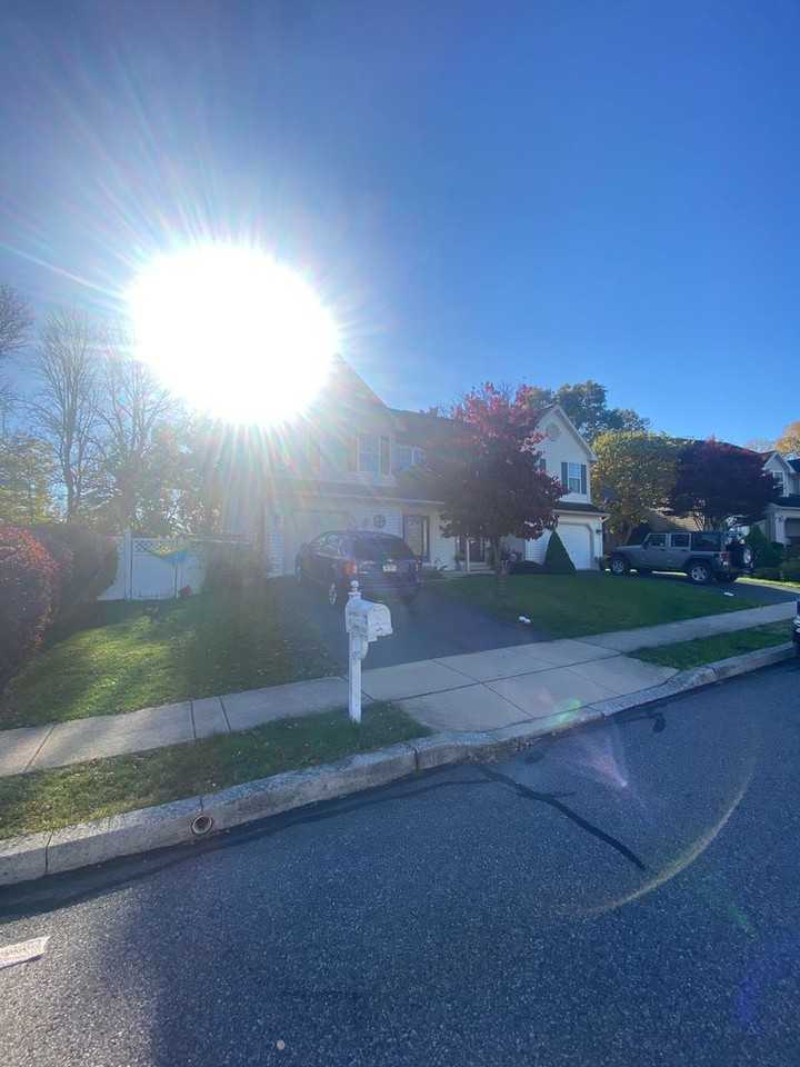 68 Michigan Dr - Photo 3 of 31