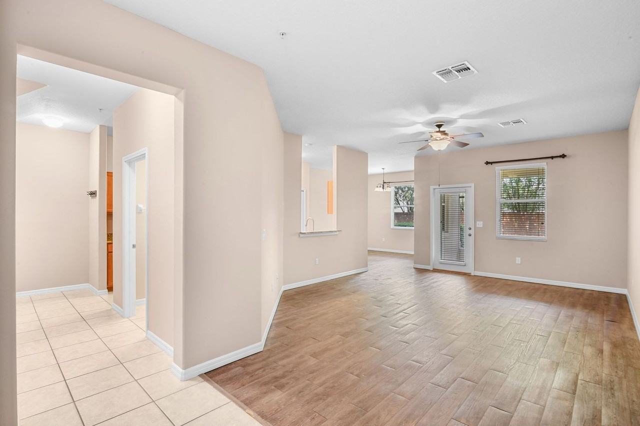 1519 Priory Cir - Photo 6 of 26