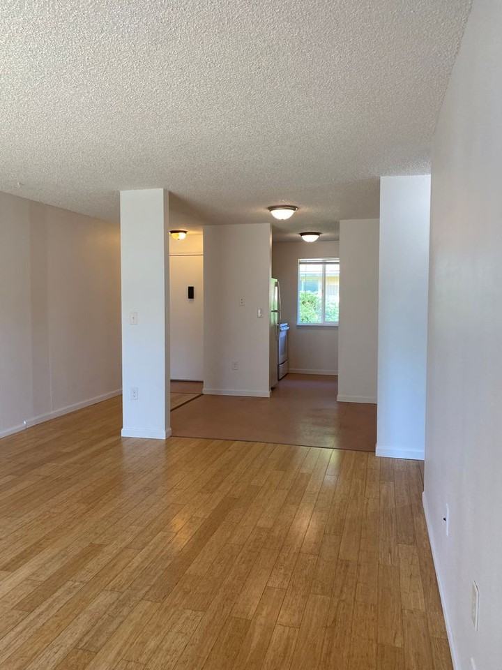 Heather Court 8 plex - Photo 6 of 19