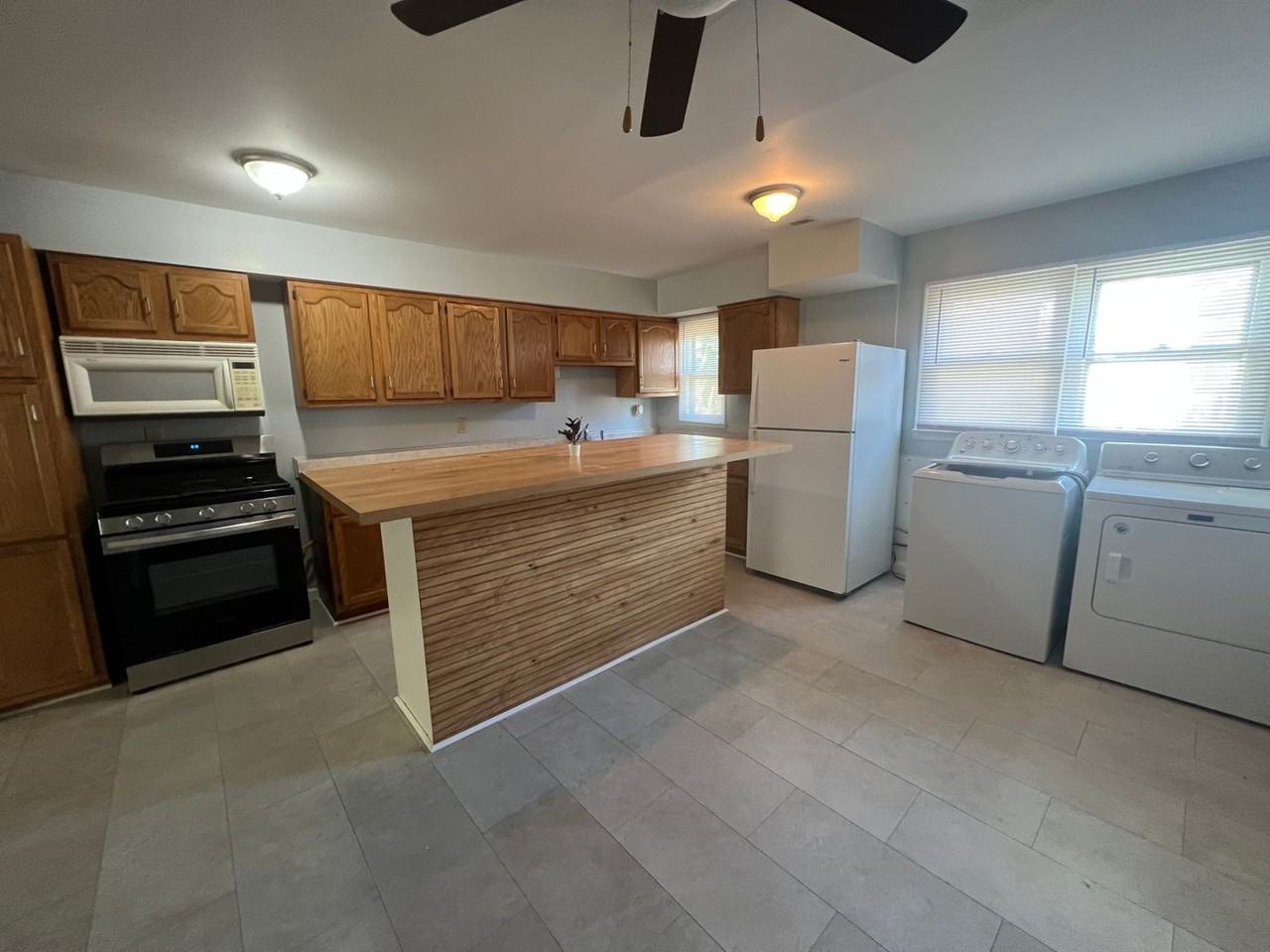 1 Ridge Ct - Photo 3 of 8