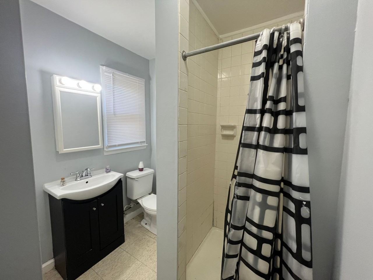 1 Ridge Ct - Photo 6 of 8