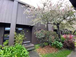 featured image of 124 Shelter Lagoon Dr