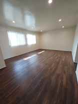 370 W Wilson Ave - Photo 1 of 1