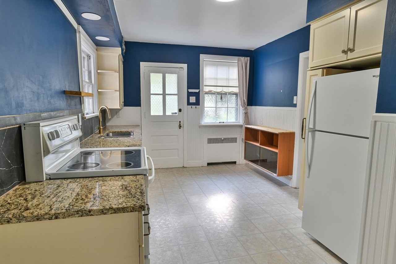 2302 Rudy Rd - Photo 6 of 49