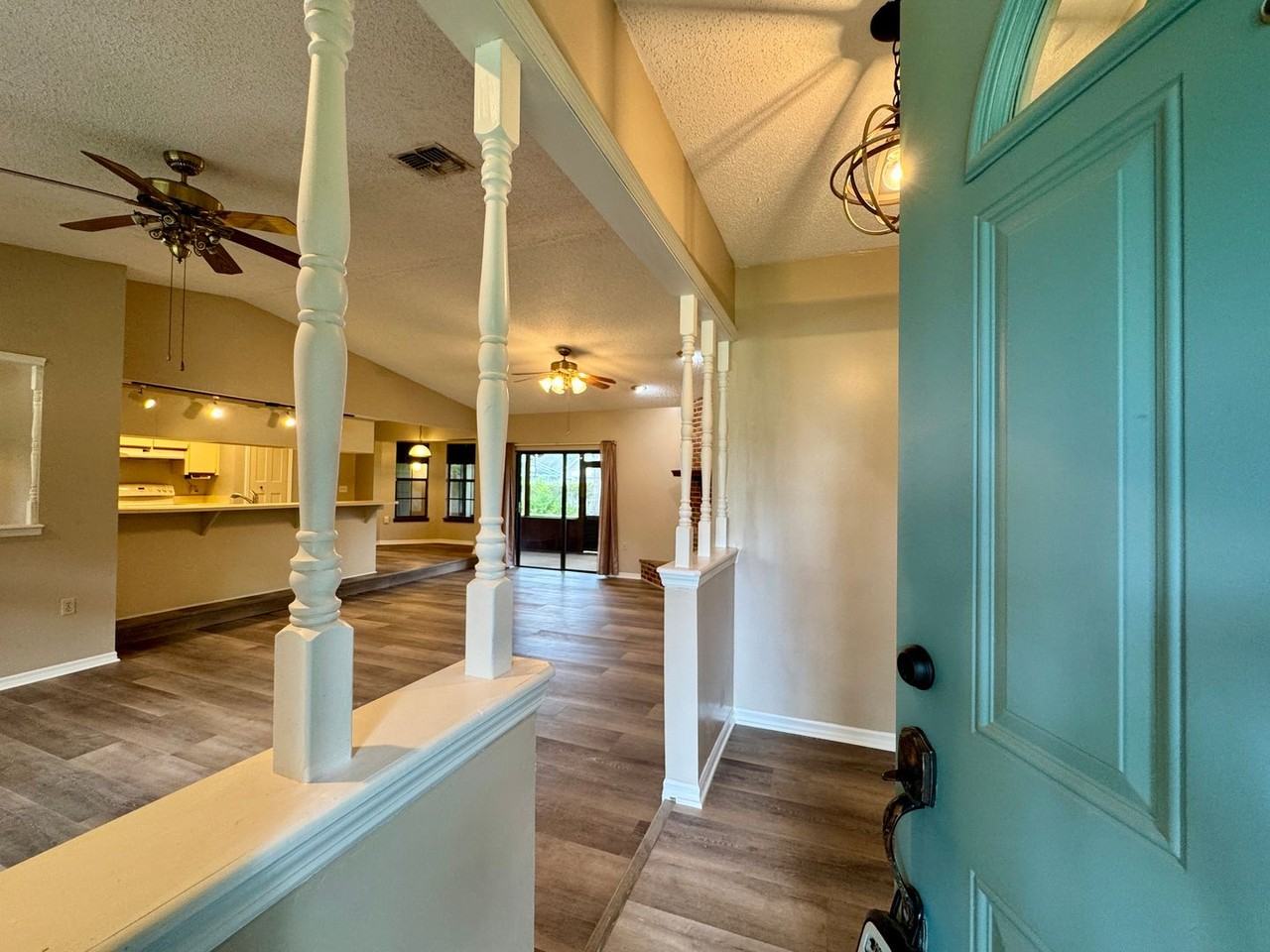 30944 Deal Dr - Photo 3 of 29