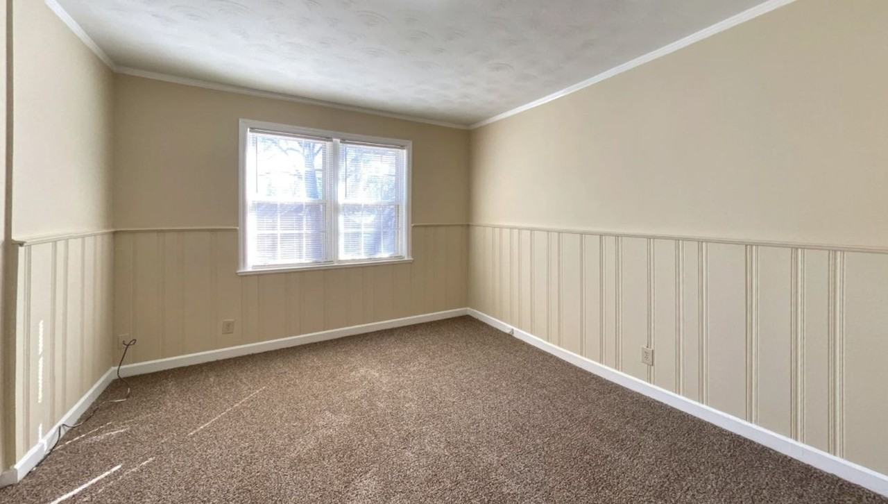 3240 North Waynoka Circle - Photo 5 of 11