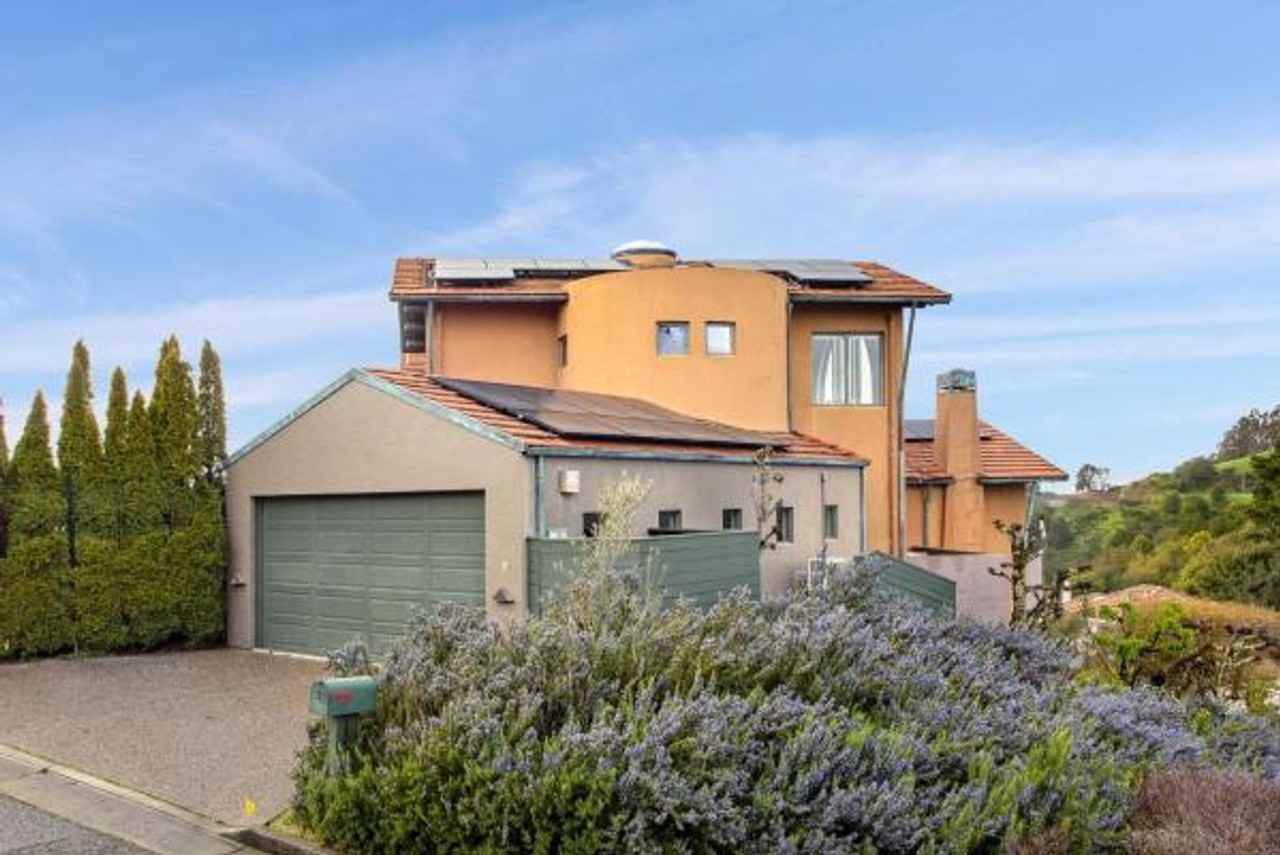 5 Woodside Way - Photo 2 of 42