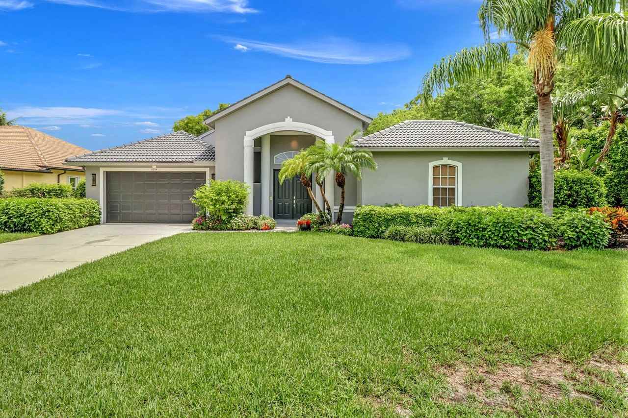 9754 Wilshire Lakes Blvd - Photo 2 of 50