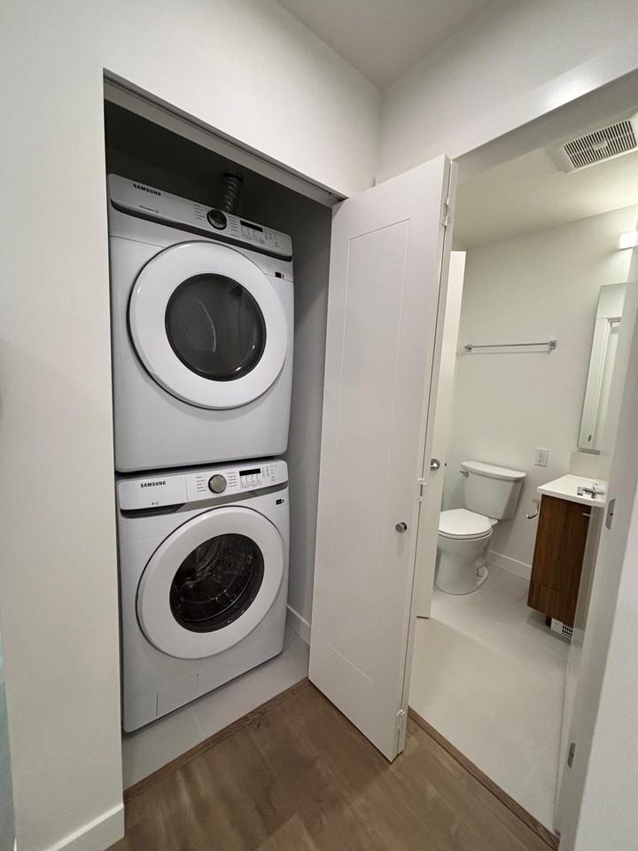 723 Grover Avenue ##### - Photo 7 of 21