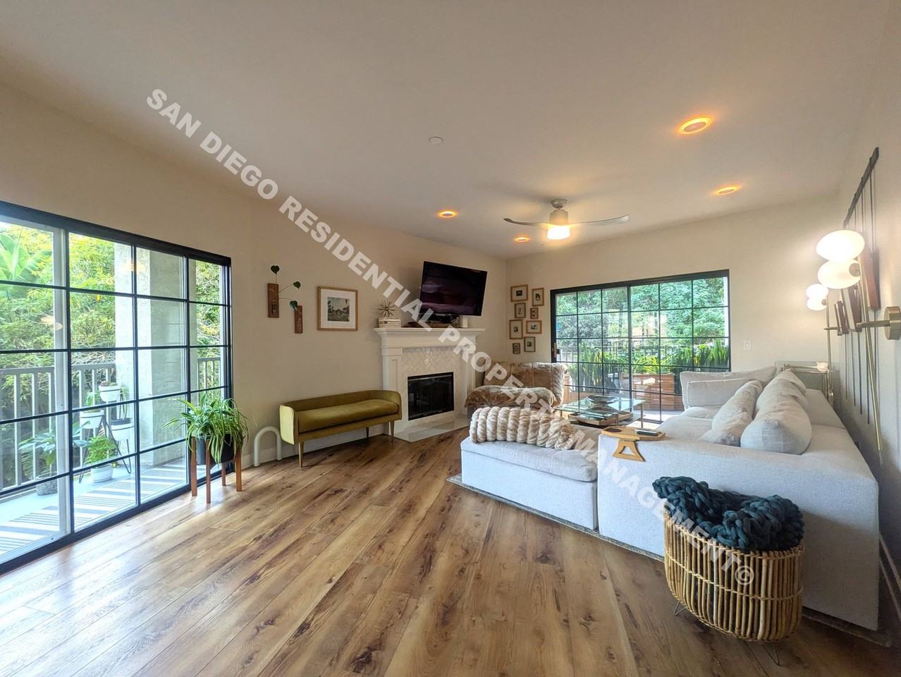 3405 Florida St #301