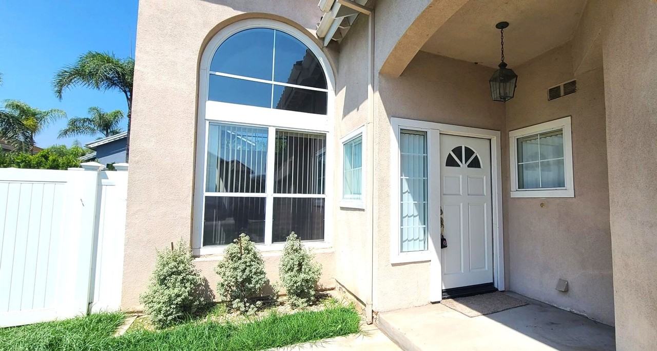 5635 Delacroix Way - Photo 2 of 30