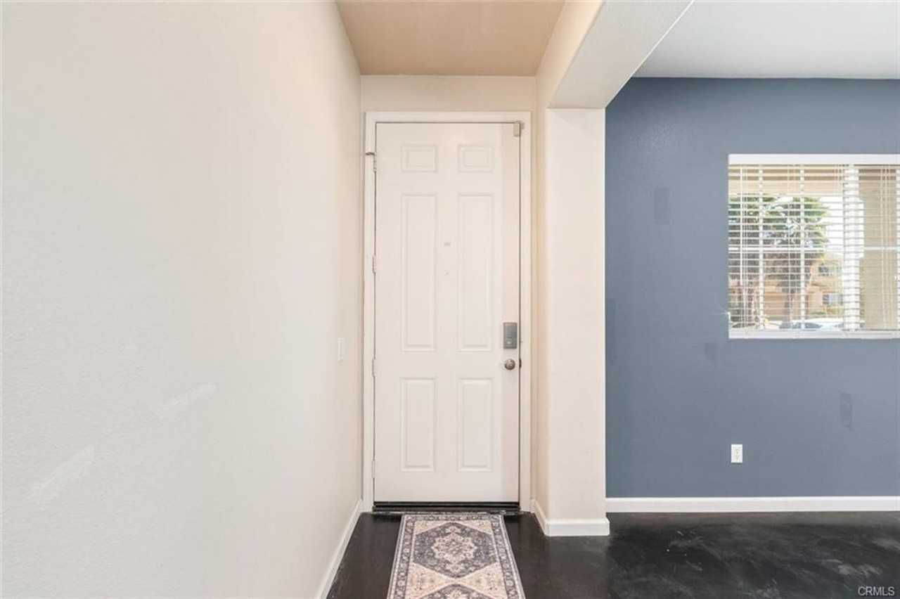 33279 Gypsum St - Photo 3 of 30