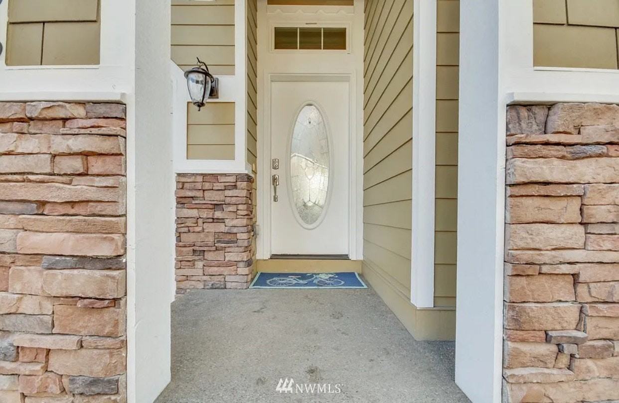 17906 113th Street Court East, Unit 1 - Photo 3 of 10