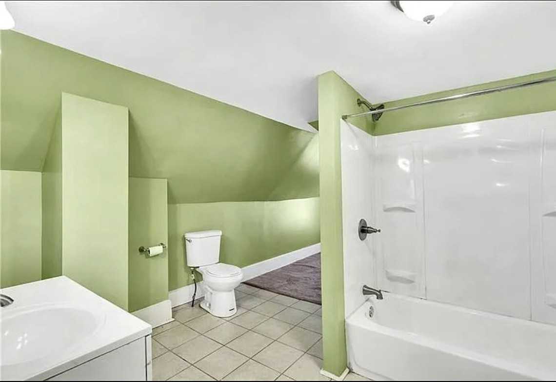 310 North Linden Avenue - Photo 5 of 9