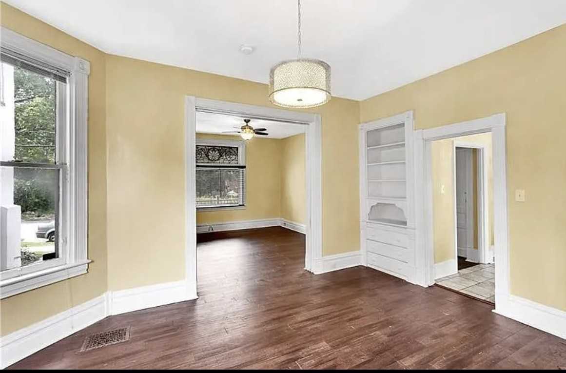 310 North Linden Avenue - Photo 7 of 9