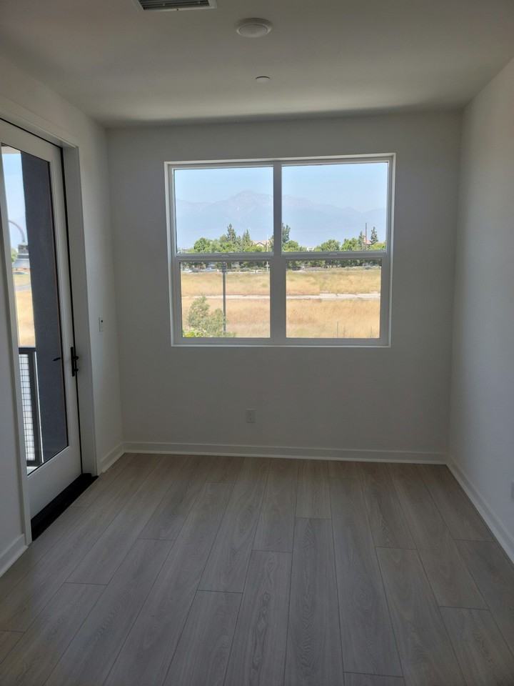 4061 East Luna Paseo, Unit A - Photo 6 of 24