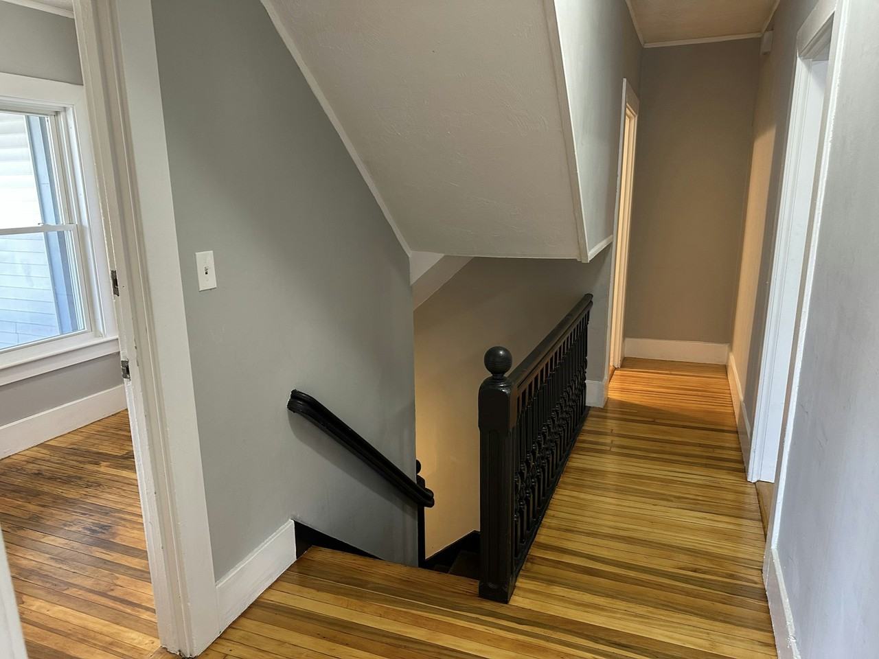 319 Hanover Street, Unit 7 - Photo 5 of 19