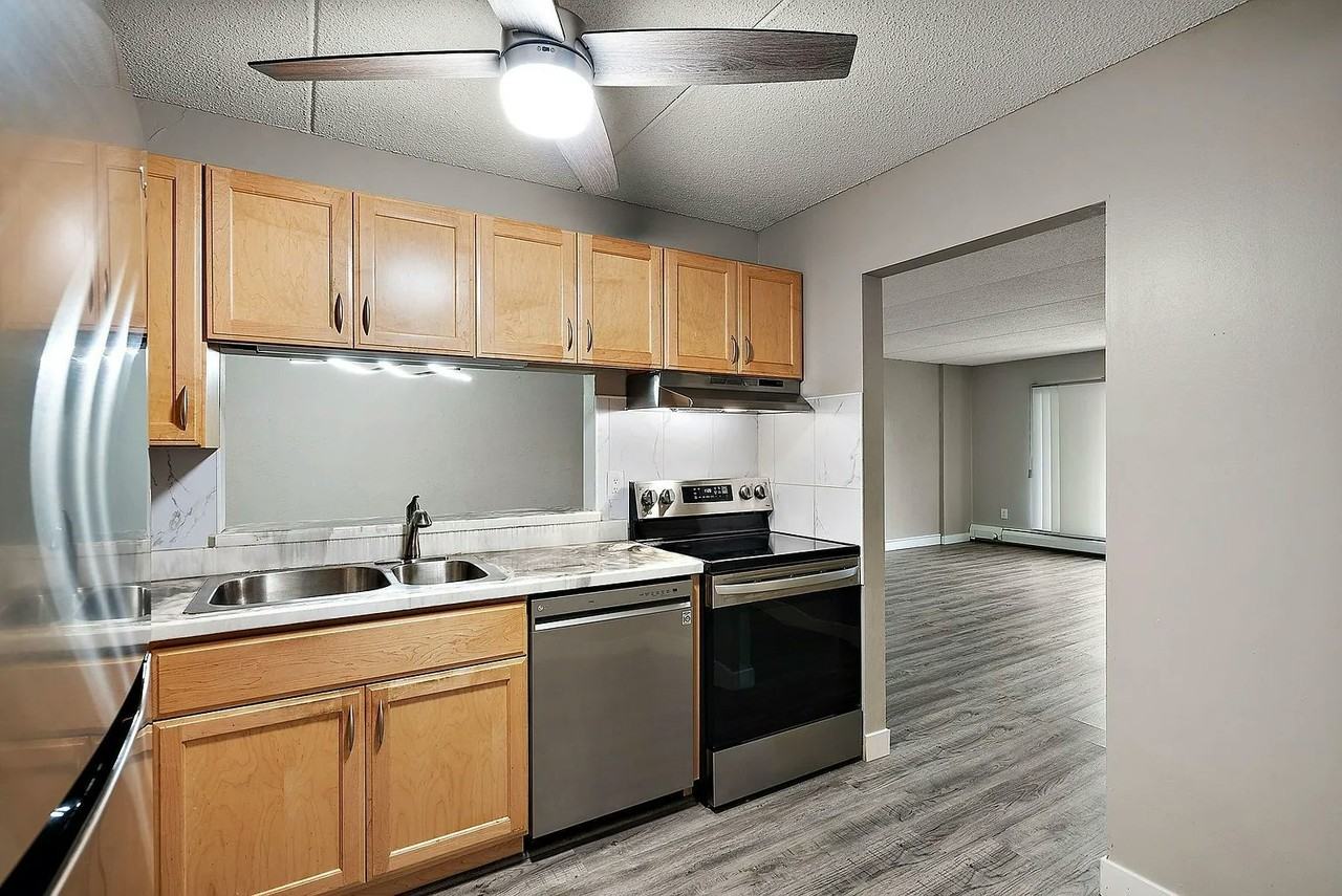 10411 Cedar Lake Road South, Unit 409 - Photo 3 of 20