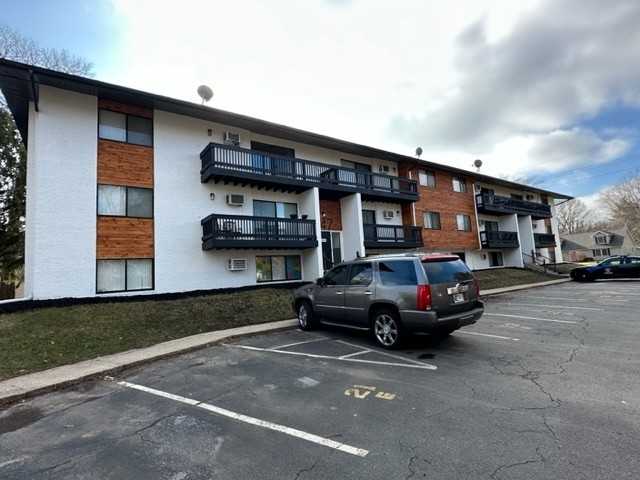 847 South Lake Park Avenue - Photo 2 of 17