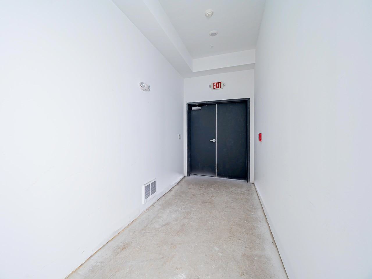 2403-07 West Thompson Street - Photo 3 of 50