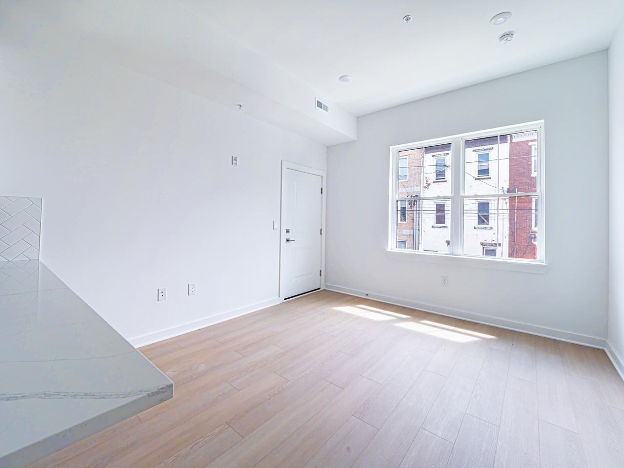 2403-07 West Thompson Street - Photo 7 of 50