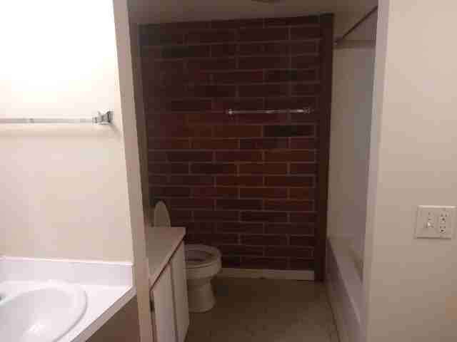 Rouse - 409 Brown Street - Photo 3 of 3