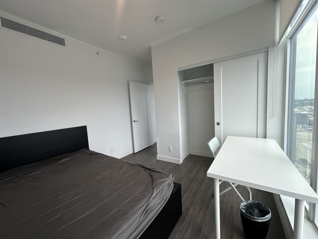 2351 Beta Avenue #19xx - Photo 5 of 6