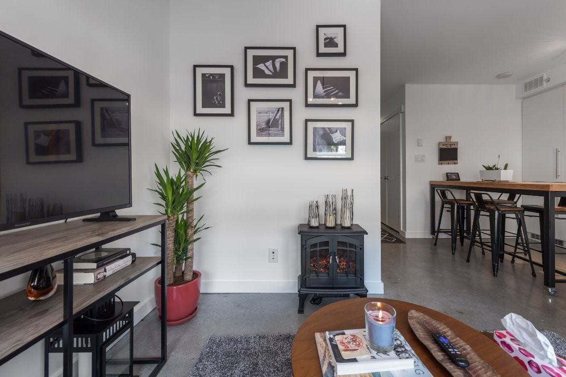 150 Cordova St E - Photo 3 of 14