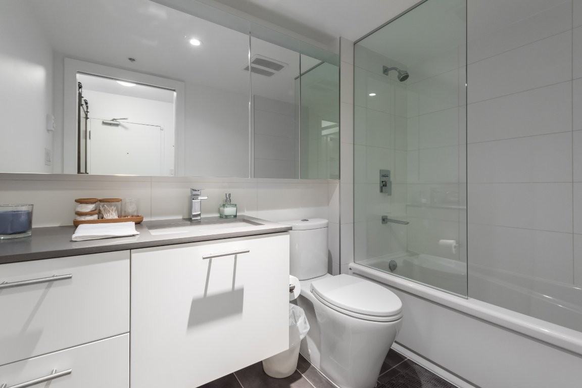 150 Cordova St E - Photo 6 of 14