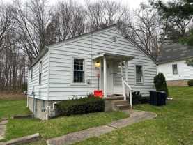 576 S 3rd Ave - Photo 1 of 1