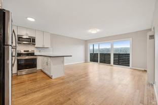 785 Taft Ave #10 - Photo 1 of 1