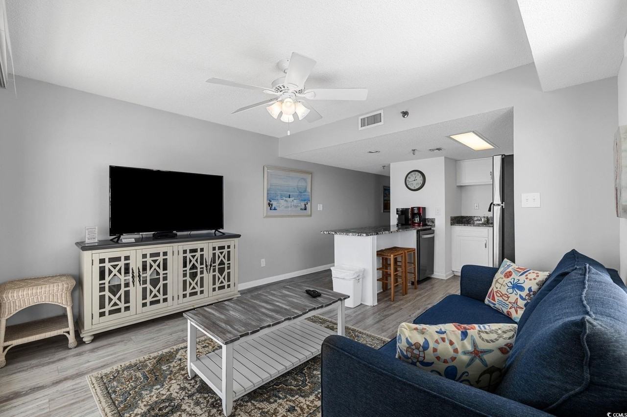 4000 N Ocean Blvd - Photo 3 of 40