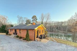 featured image of 185 Lake Mist Dr