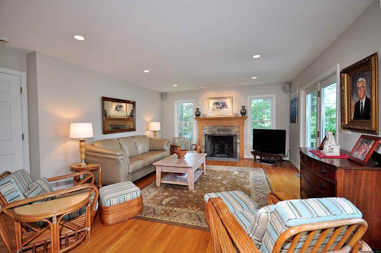 72 Sandy Beach Rd - Photo 6 of 33