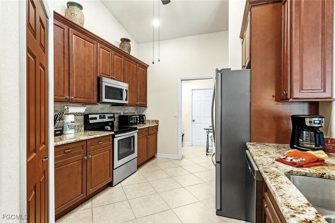 1513 Sw 43rd Ln - Photo 4 of 23