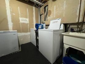125 Sekura Cres - Photo 1 of 1