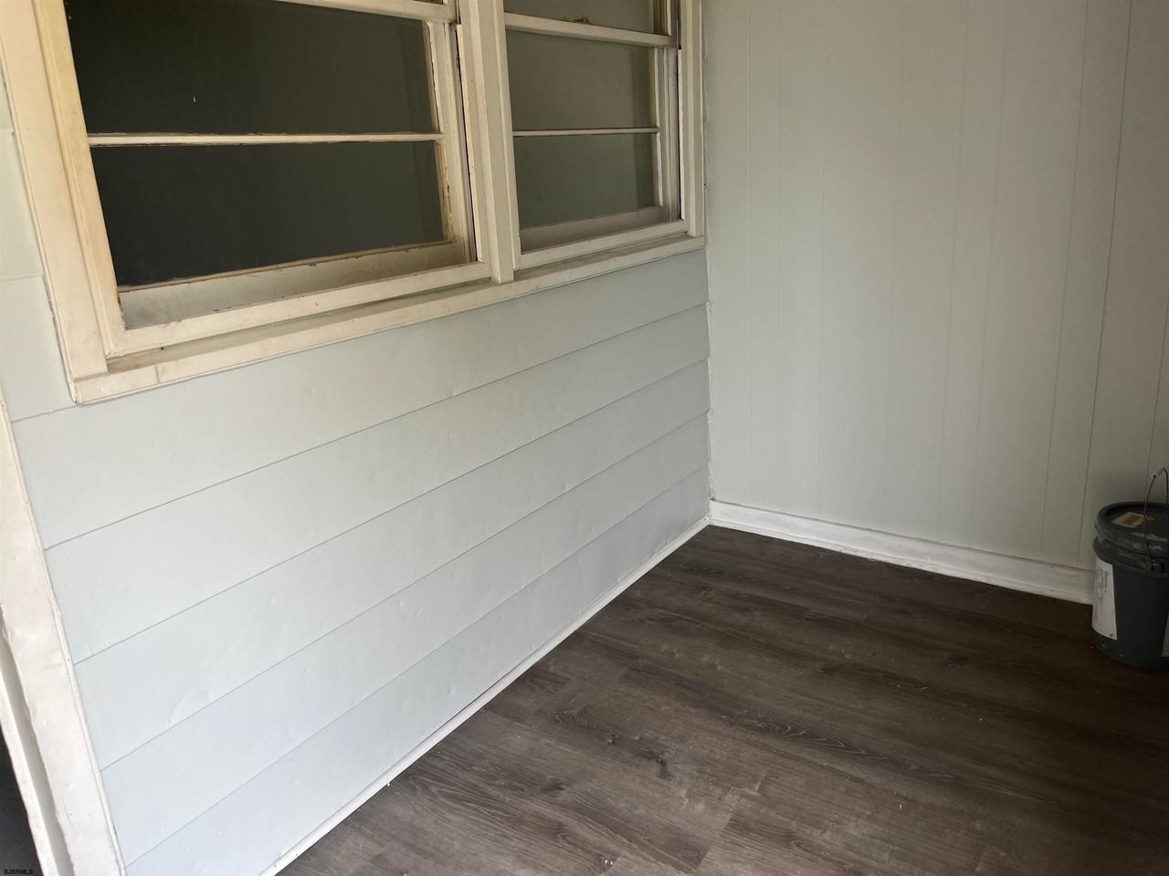 1237 N Michigan Ave - Photo 2 of 38