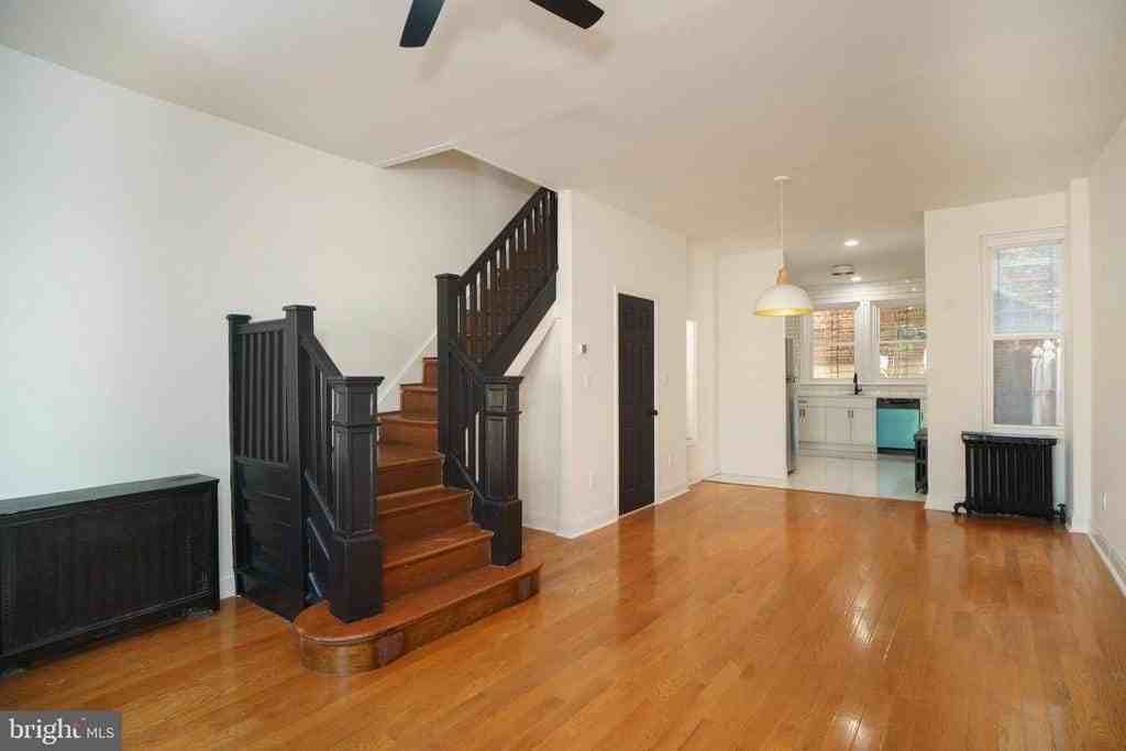 1208 S Carlisle St - Photo 4 of 20